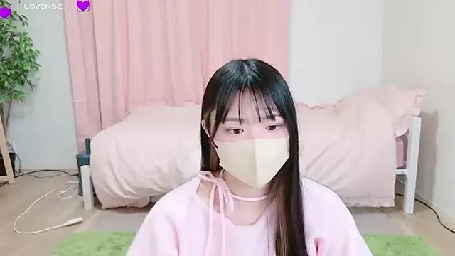 suzuuuuu on StripChat 