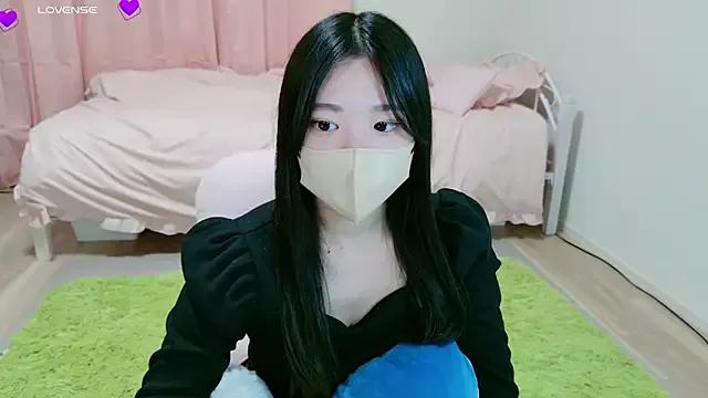 suzuuuuu on StripChat 