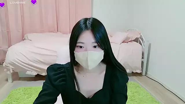 suzuuuuu on StripChat 