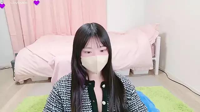 suzuuuuu on StripChat 