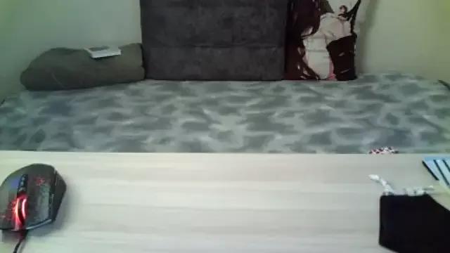 Sweet_888_fox on StripChat 
