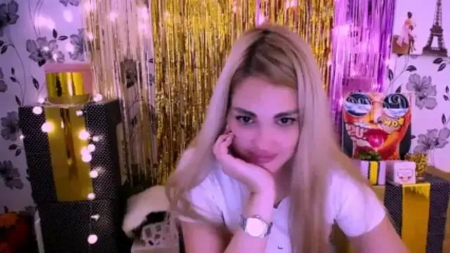 Sweet_smile_s on StripChat 