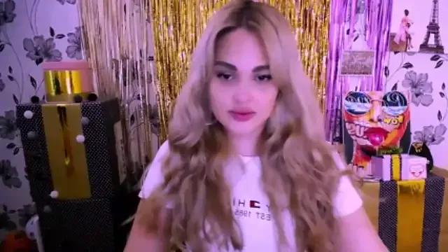 Sweet_smile_s on StripChat 