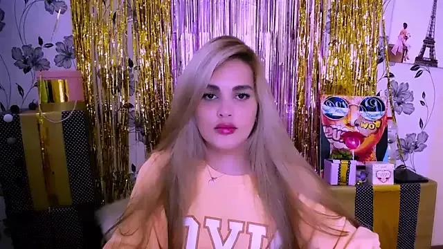 Sweet_smile_s on StripChat 