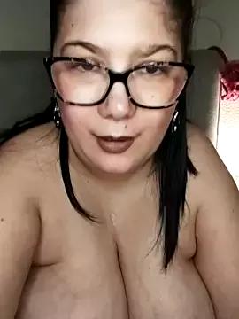 sweetkiitty on StripChat 