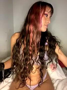 SweetLya on StripChat 
