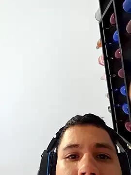 Sweetmens24 on StripChat 
