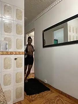 sweetsarabig22cm on StripChat 