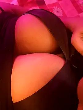 sweety19981 on StripChat 