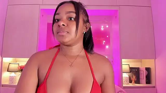 tamaraa_smiith on StripChat 