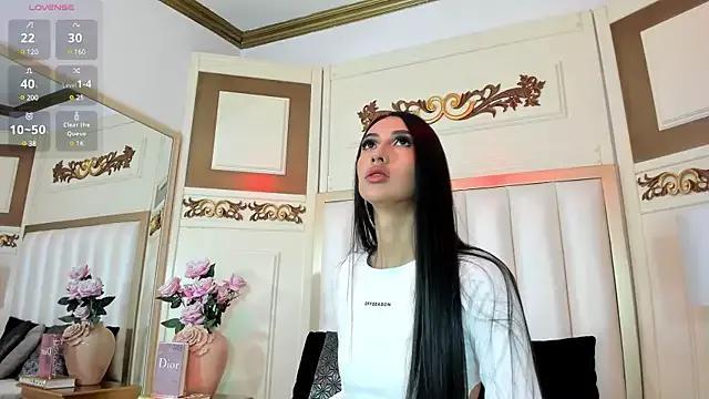 TamaraKeyz on StripChat 