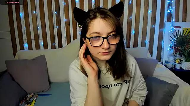 Tara_Ryan on StripChat 