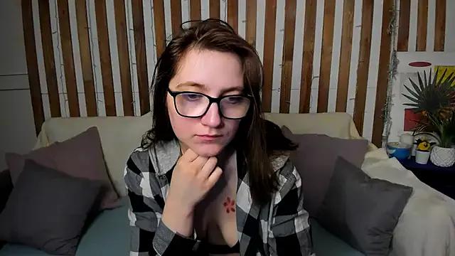 Tara_Ryan on StripChat 