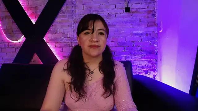 TaraTaylorr on StripChat 