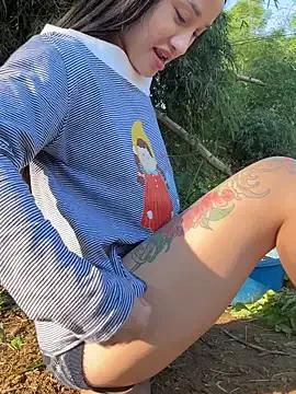 Tieuvi_18 — Show tit