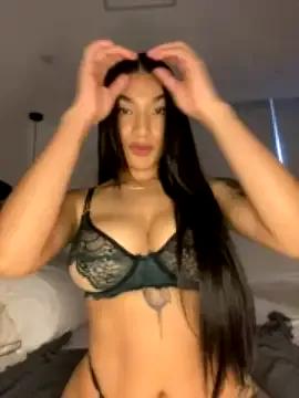 TiffanyXXX03 on StripChat 