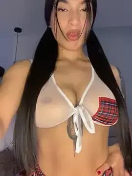 TiffanyXXX03 on StripChat 