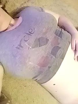 tinnylolly01 on StripChat 
