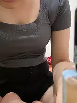 Tlinh- on StripChat 