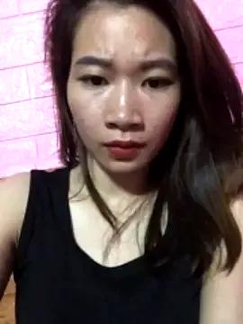 Tramanh_18 on StripChat 