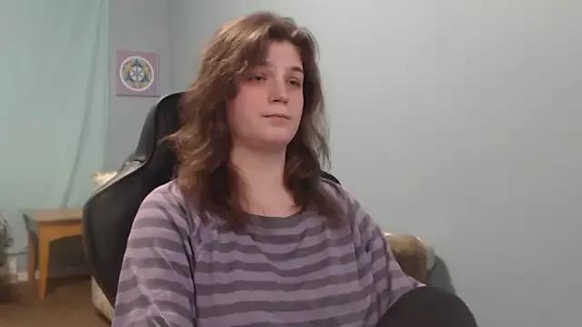 TreeJeanne on StripChat 