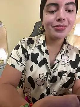 TS-SimplyTheBest on StripChat 