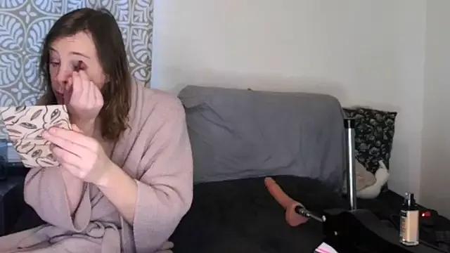 TsSnailGirl69 on StripChat 