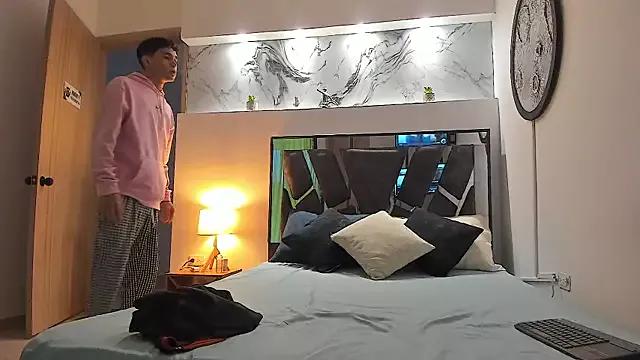TWINKS_FRIENDS on StripChat 