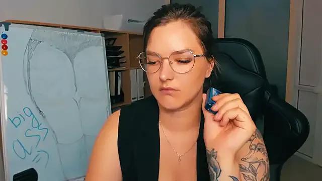 Ullia_Nelina on StripChat 