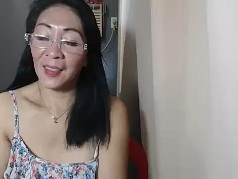 urpinay_rina on StripChat 