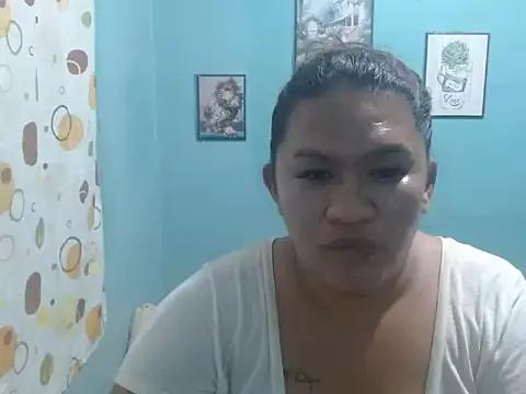 ursweet_nej on StripChat 