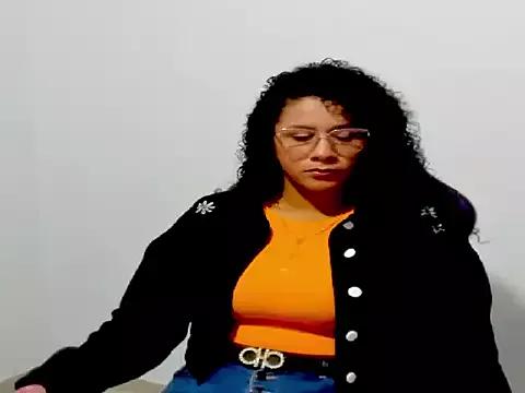 Valentinalattin on StripChat 