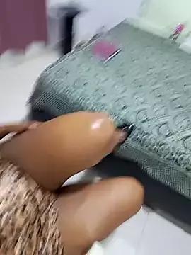VikysDavis on StripChat 