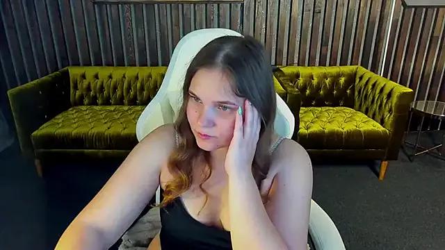 VinnaSky on StripChat 