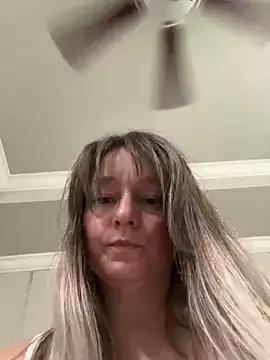Vivian_MayXxX on StripChat 