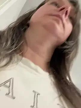Vivian_MayXxX on StripChat 