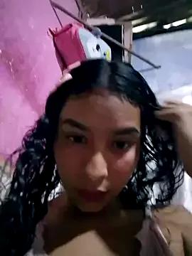 vluzmary31 on StripChat 