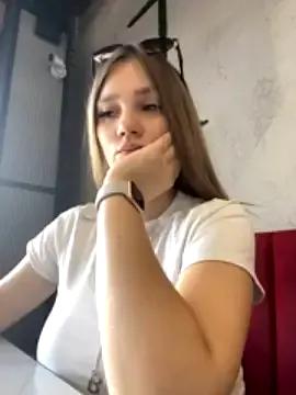 wow_dream on StripChat 