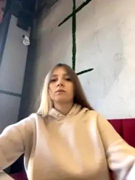 wow_dream on StripChat 