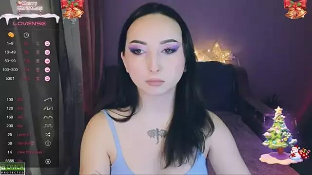 wow_sue on StripChat 