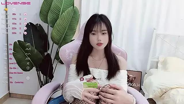 XiaoMeiSocute on StripChat 