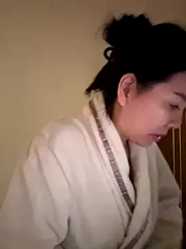 xiiuuff18 on StripChat