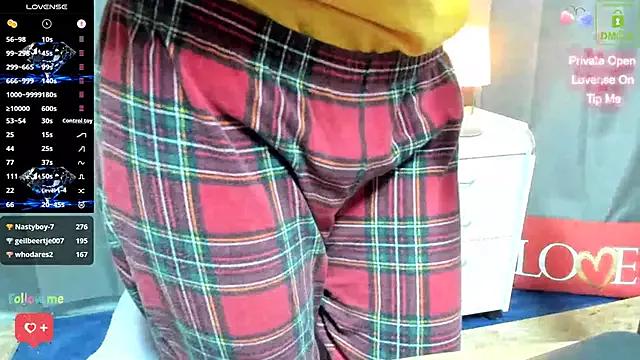 xSportyKatyx on StripChat 