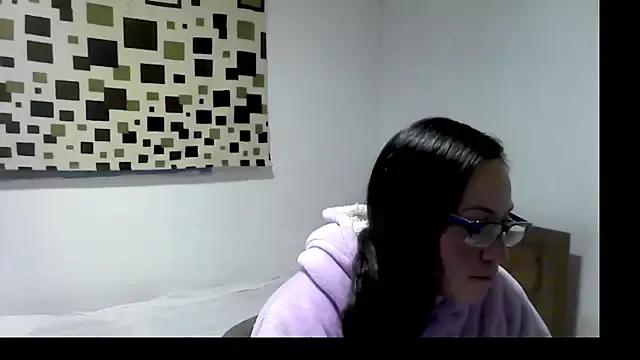 yeccyka on StripChat 