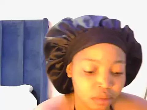 yellomellowAss on StripChat 