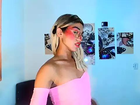 Yissefemme on StripChat 