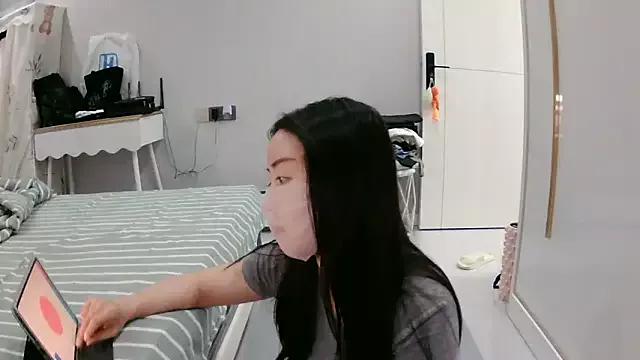 yoyo_ss on StripChat 