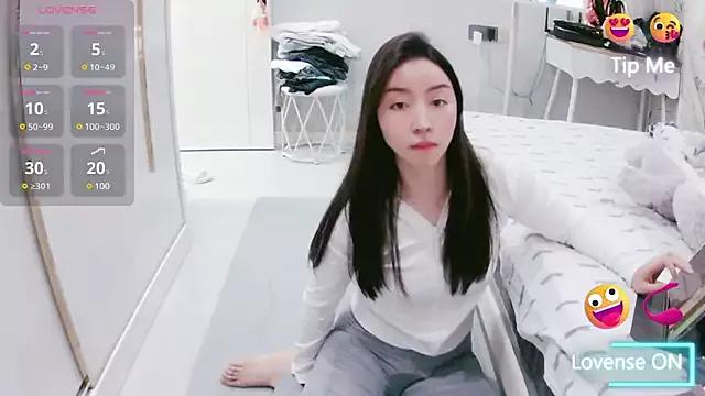yoyo_ss on StripChat 