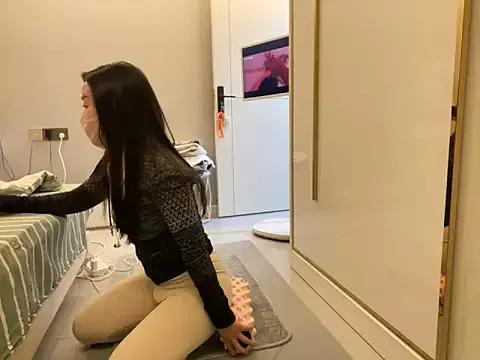 yoyo_ss on StripChat 