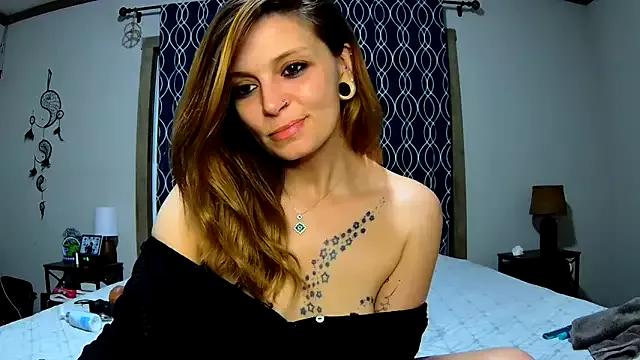 ZeelaXoXo on StripChat 